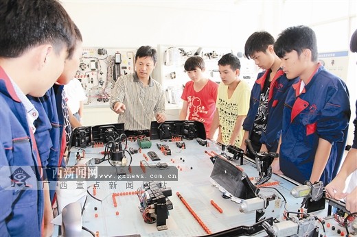 广西职业教育这5年 助人人成才让个个出彩(组图)