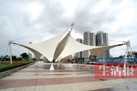 南宁的城市雕塑挺多 一些设计抽象难懂一些是败笔