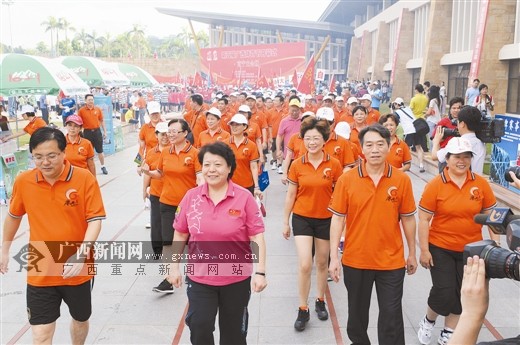 第六届广西体育节盛大开幕 全民健身助力“世锦”