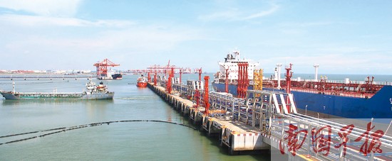 北部湾港逐渐变身海上新枢纽 三港整合吞吐量剧增