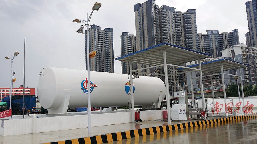 南宁金桥公交车场LNG加气站建成 将建多个加气站
