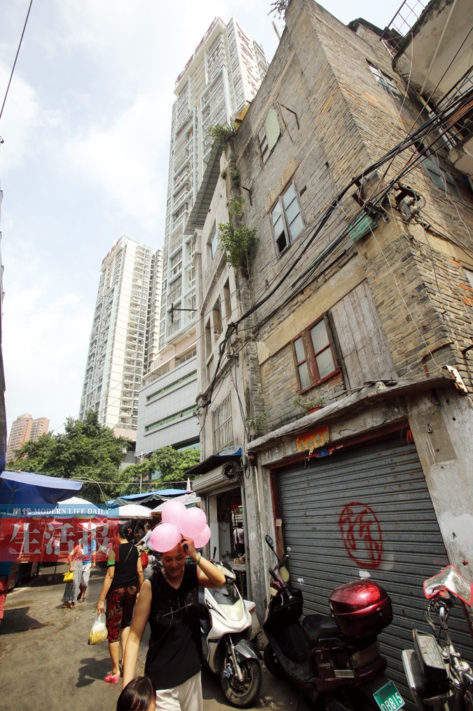 南宁老街老宅渐行渐远 旧城改造能否留下乡愁?