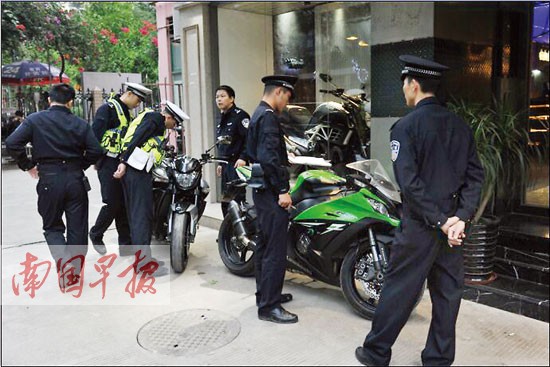 南宁打击“飙车党”查扣小汽车4辆查获摩托车16辆